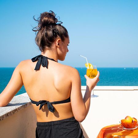 Hotel Driade Sul Mare Rimini Kültér fotó