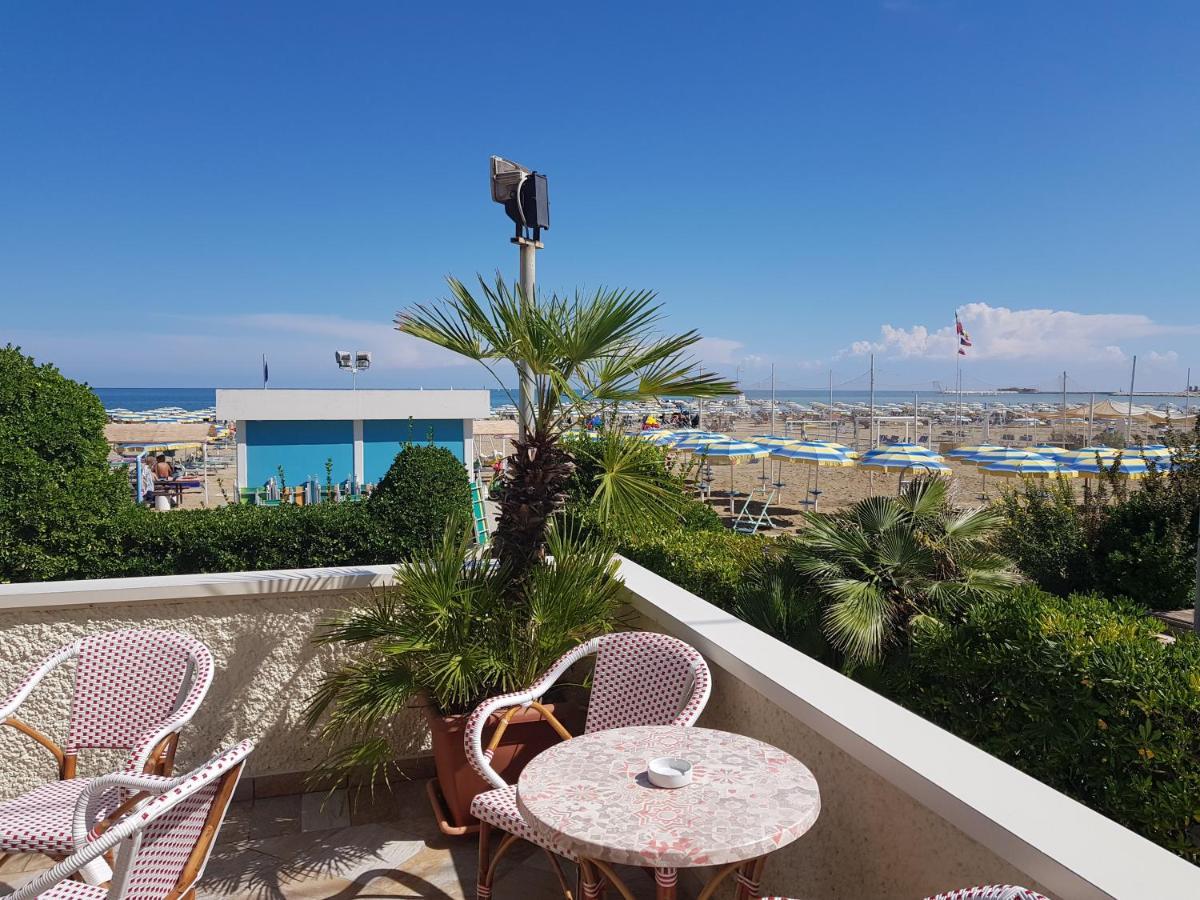 Hotel Driade Sul Mare Rimini Kültér fotó