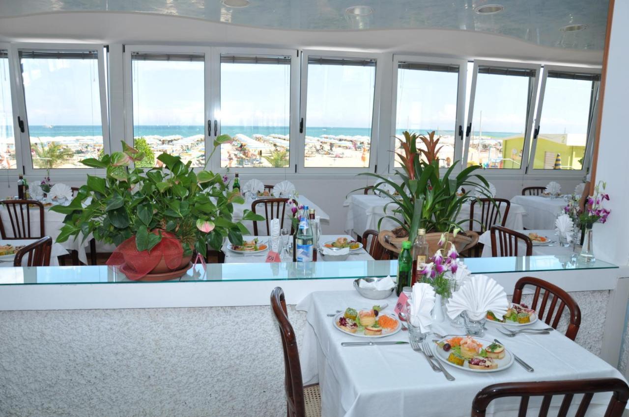 Hotel Driade Sul Mare Rimini Kültér fotó