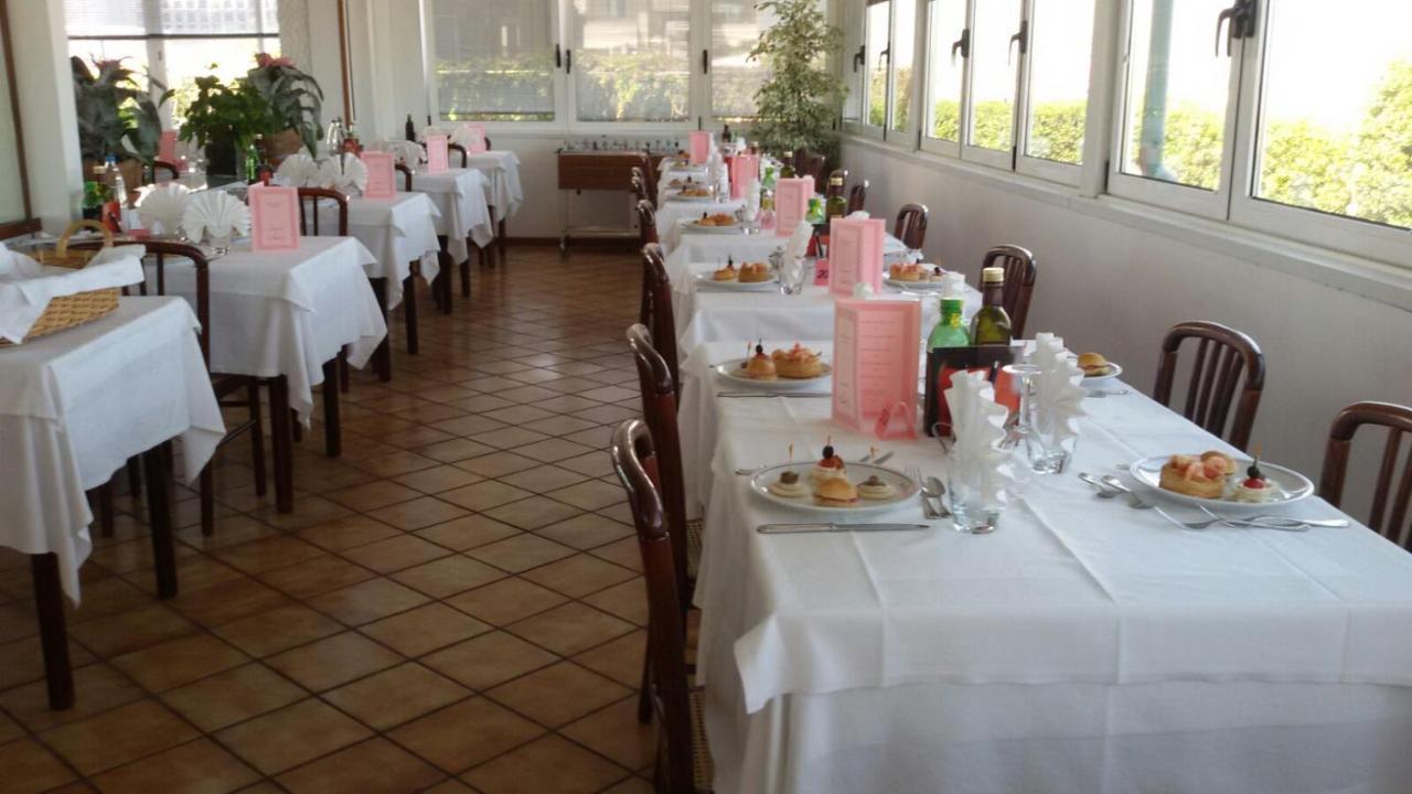 Hotel Driade Sul Mare Rimini Kültér fotó