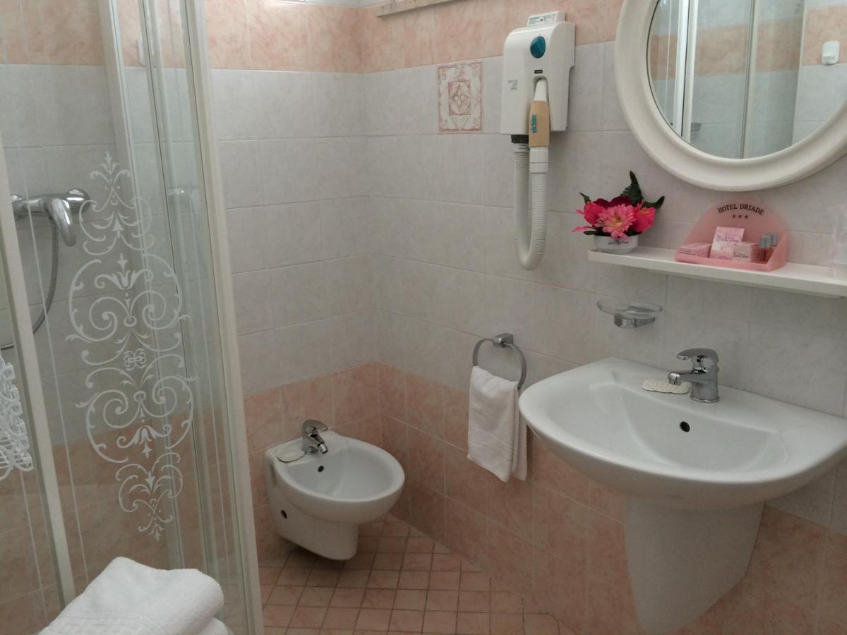Hotel Driade Sul Mare Rimini Kültér fotó