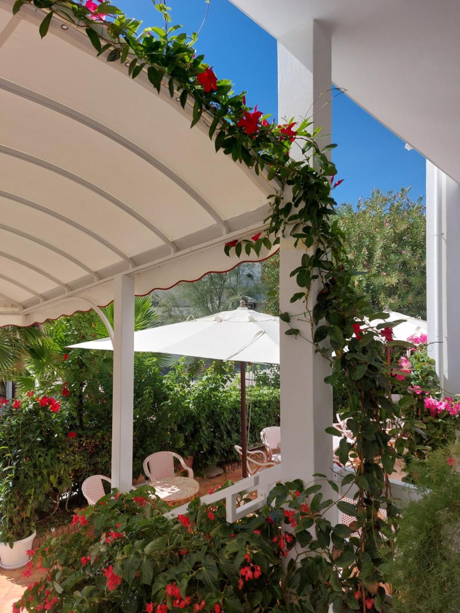 Hotel Driade Sul Mare Rimini Kültér fotó