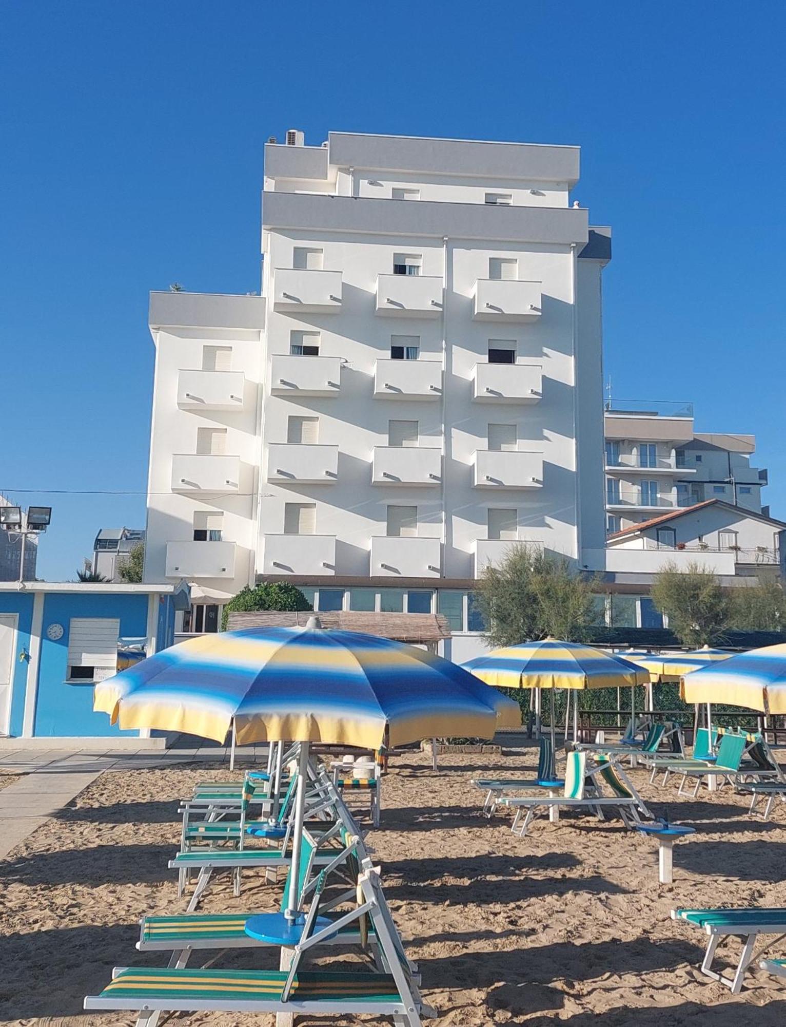 Hotel Driade Sul Mare Rimini Kültér fotó